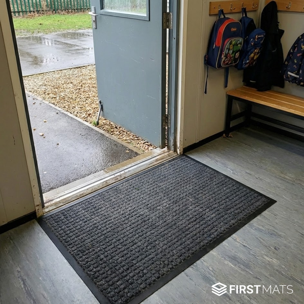 Temporary Classroom Cleanliness Improved with Heavy‑Duty Site Cabin Mats