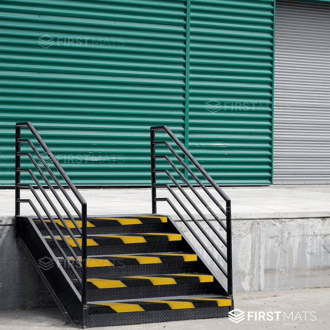 55mm x 55mm Anti-Slip Outdoor Stair Nosing