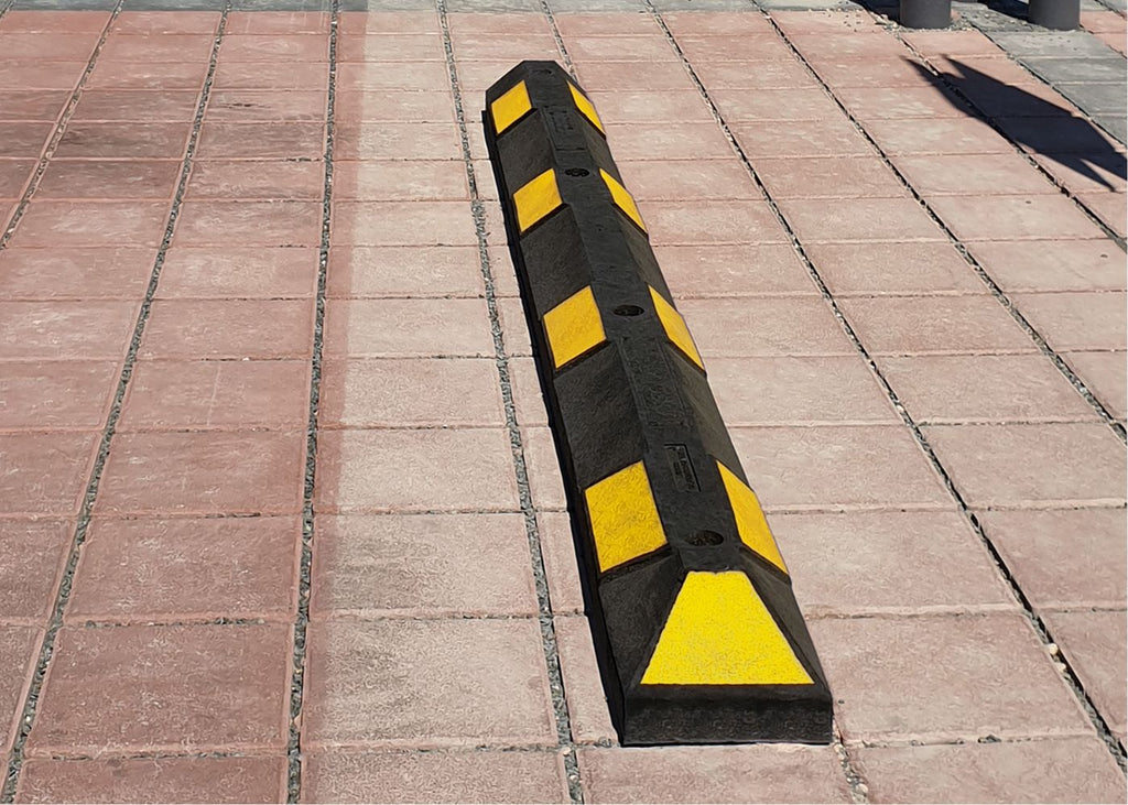 Black and Yellow Rubber Parking Stops (90cm, 120cm, 180cm)