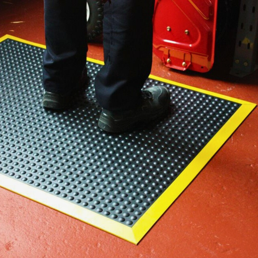 Bubble Non-Slip Anti-Fatigue Mats with Yellow Border