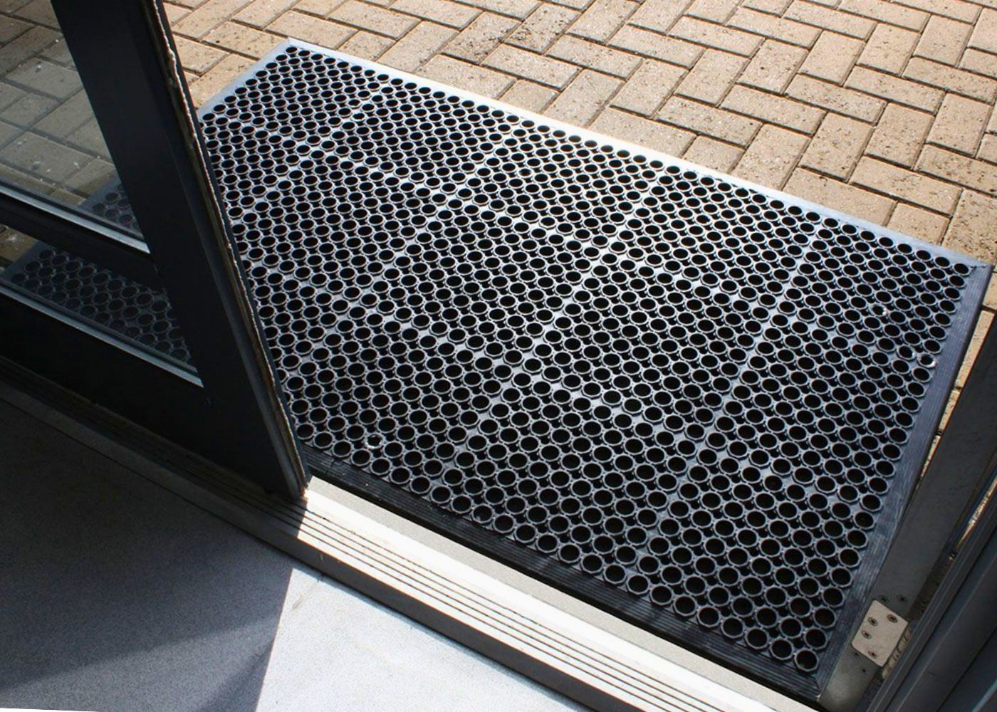 Doorguard Outdoor Door Mat
