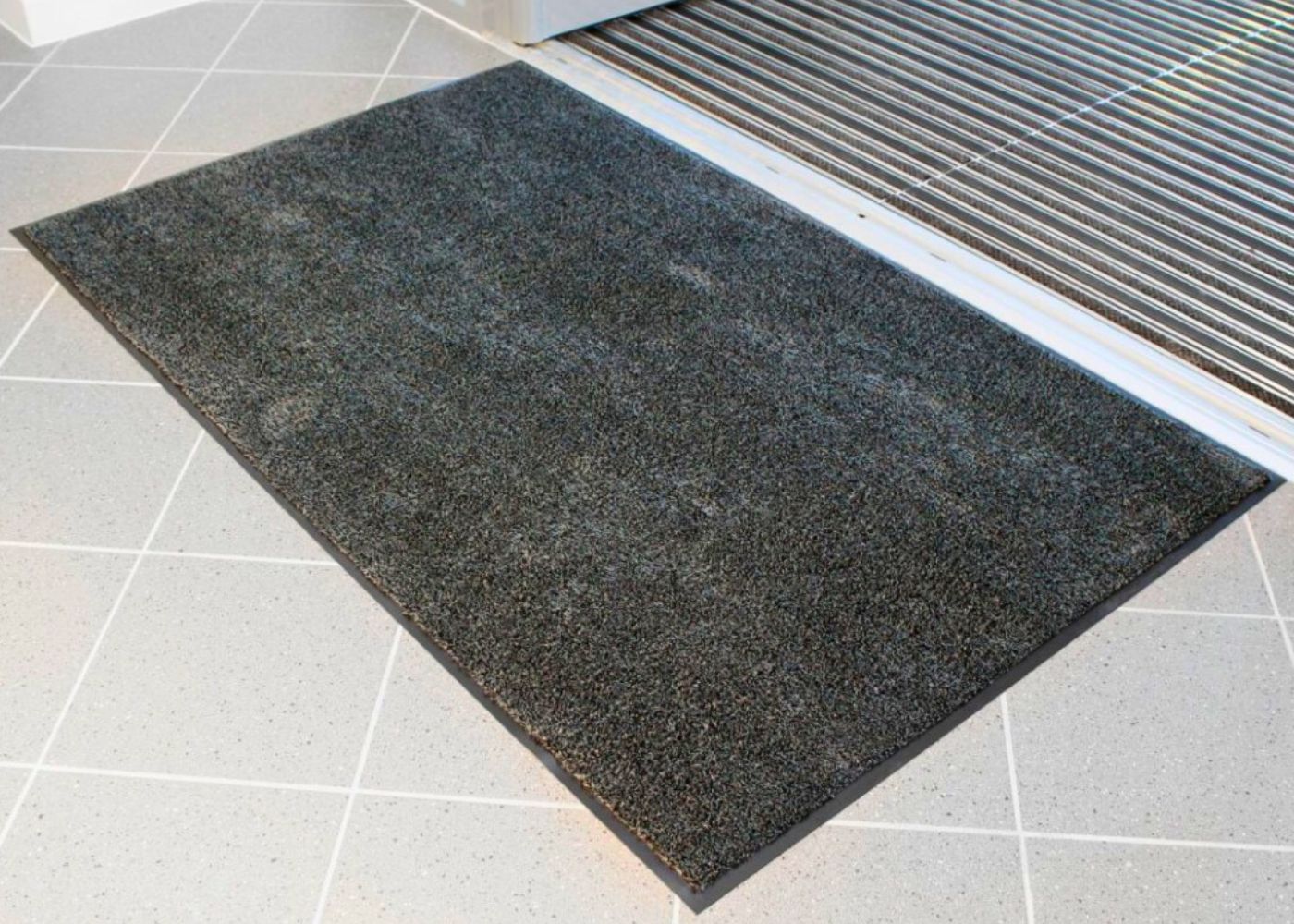 Easy Clean Microfiber Door Mat - In Situ