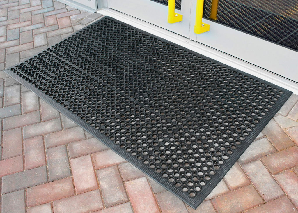 EntraGuard Rubber Door Mat with Holes