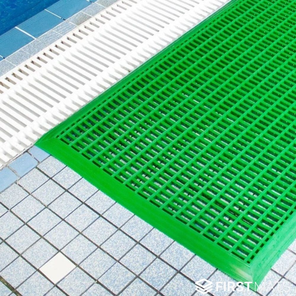 FlowMat Vinyl Pool Entry Point Mats