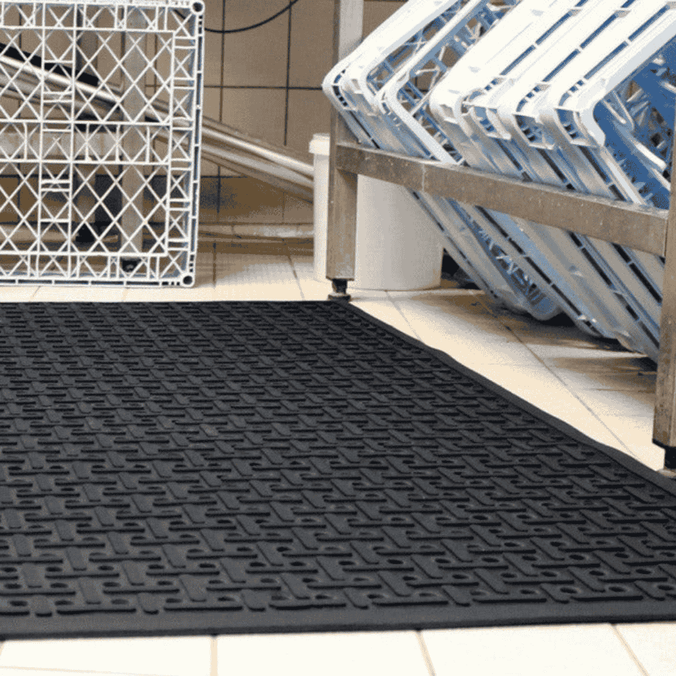 Ultimate-Grip Rubber Drainage Bar Floor Mat