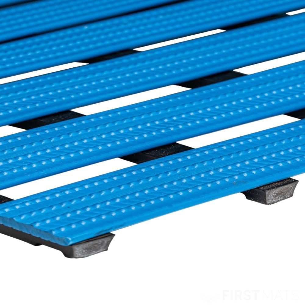 SlipProtect Heavy-Duty Swimming Pool Matting