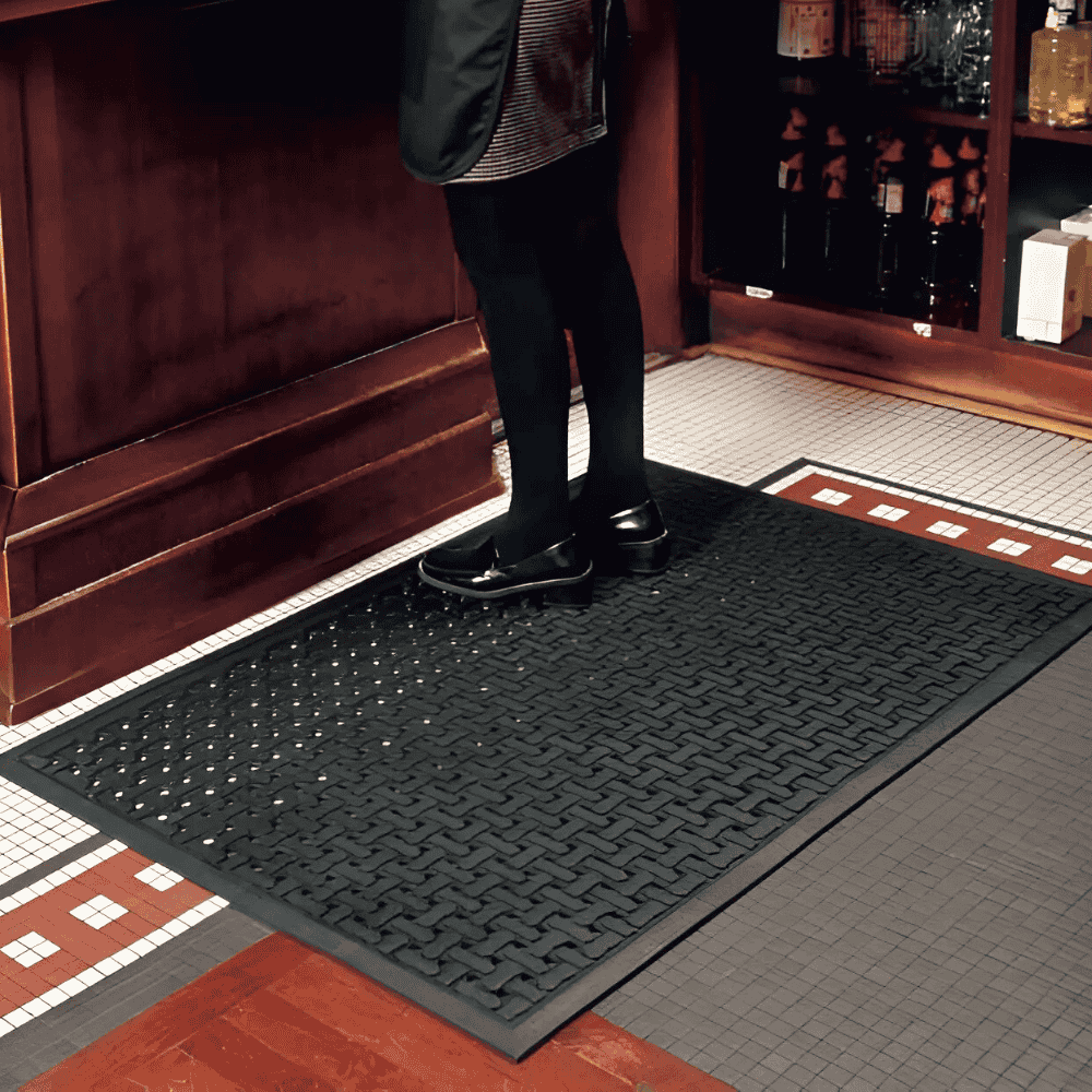 Ultimate-Grip Rubber Drainage Bar Floor Mat