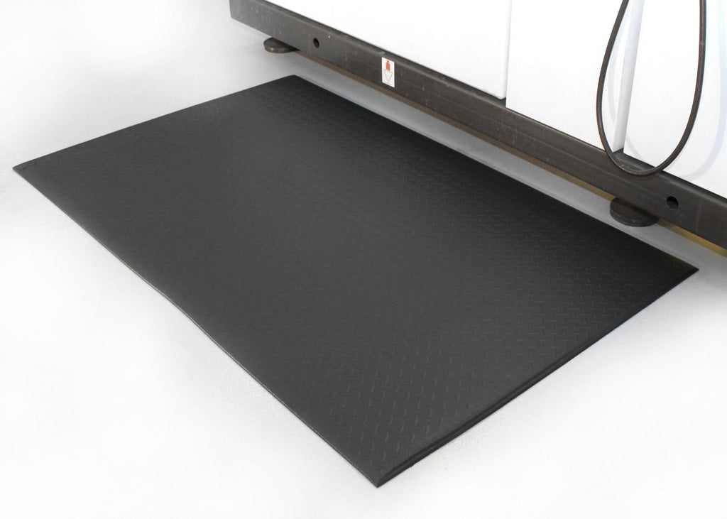 Industrial AtEase diamond-patterned anti-fatigue mat