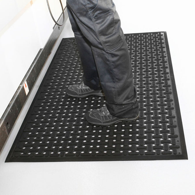 Oil Resistant Drainage Mat