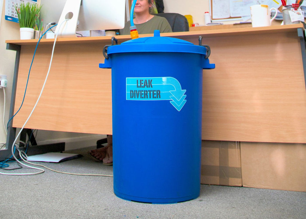 leak-diverter-resevoir-in-use