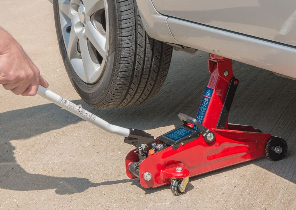 2 Tonne Short Chassis Trolley Jack act under car (4627384598563)