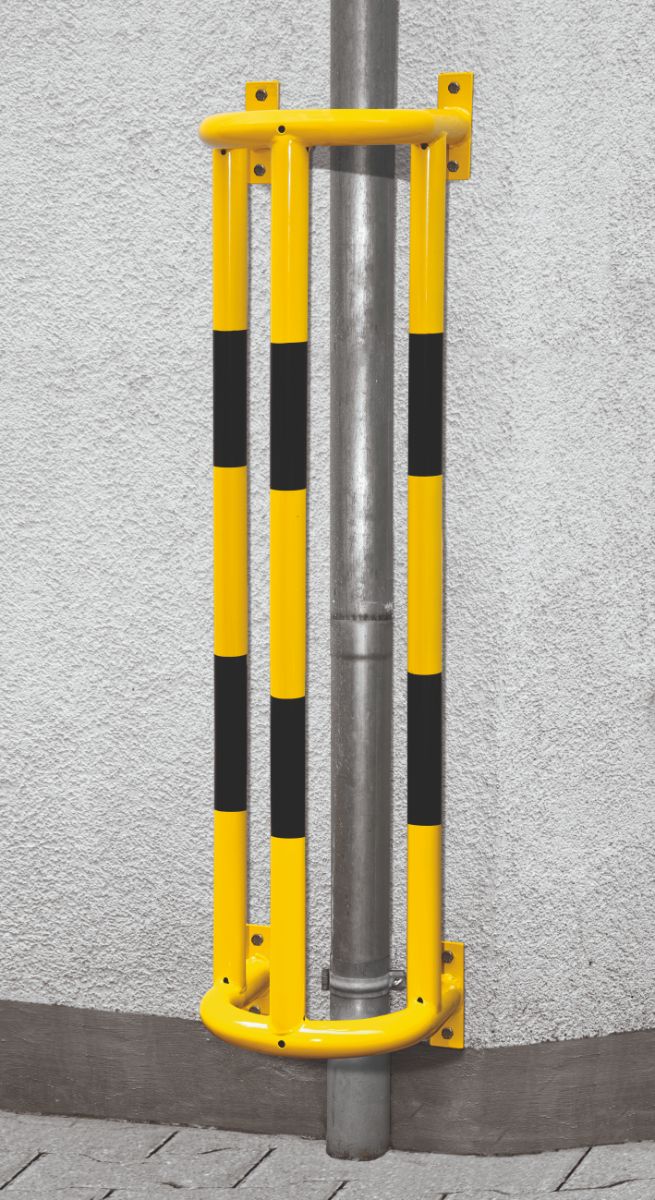 wall mounted pipe barrier 150 cm high in use (4568104927267)