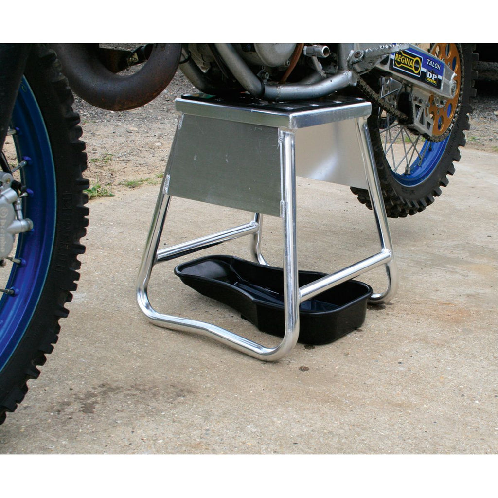 Motorcycle Oil Drain Pan (2.5 Litre) draining oil (4614914736163)