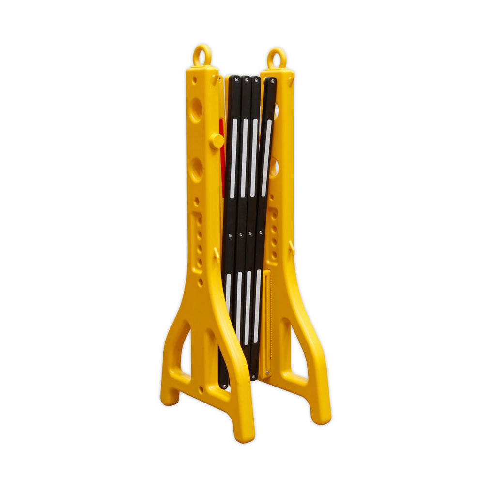 Folding Plastic Trellis Barrier - 250cm Long closed (4634657357859)
