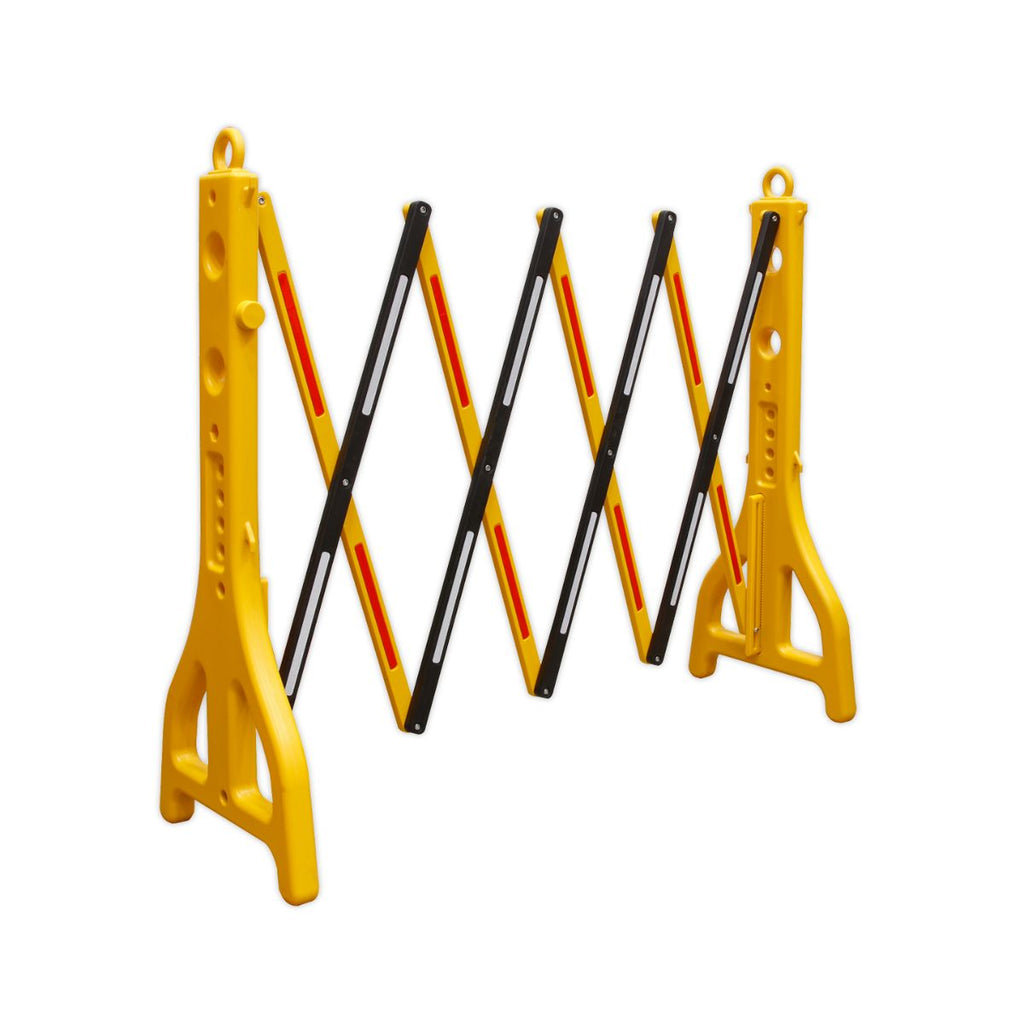Folding Plastic Trellis Barrier - 250cm Long open half (4634657357859)