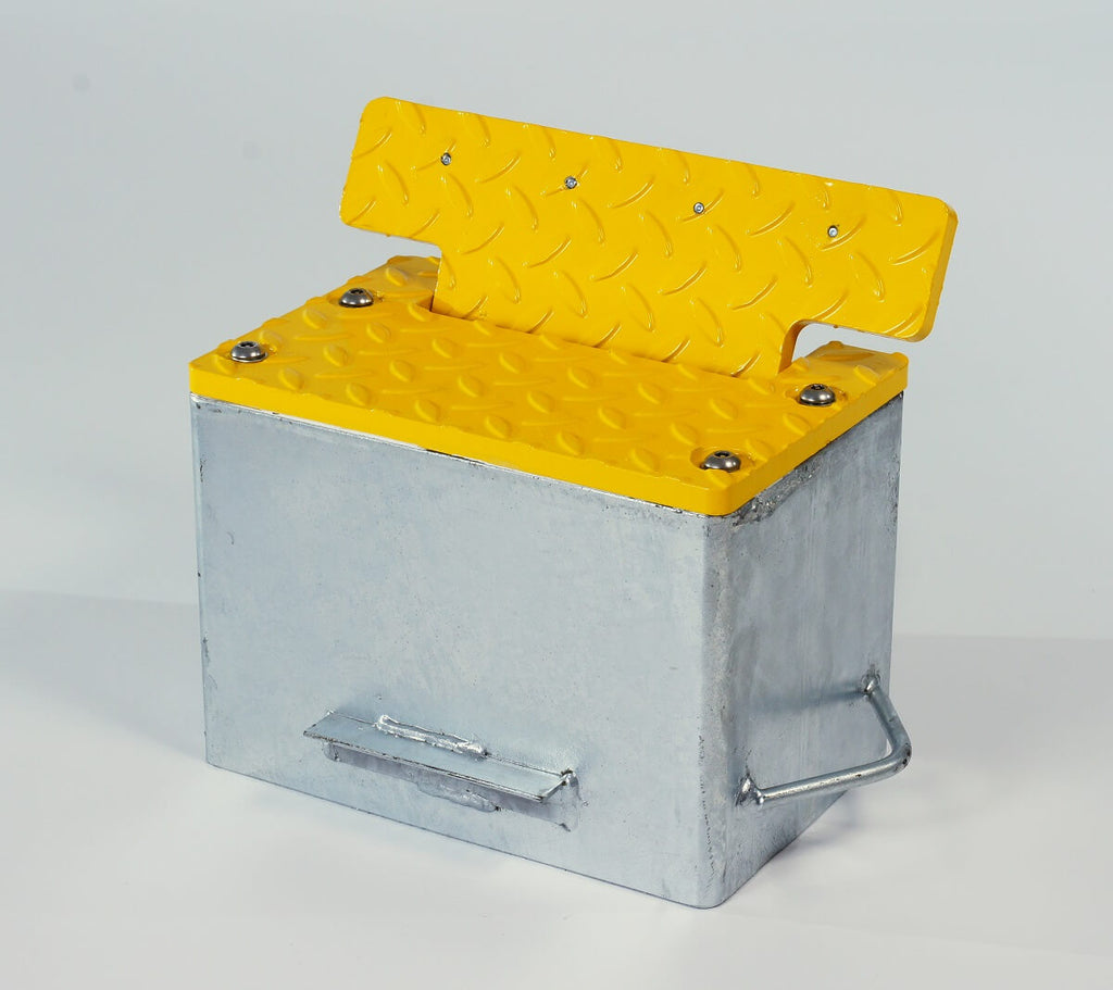 One Way Traffic Flow Plate (Cast In) (4431347941411)