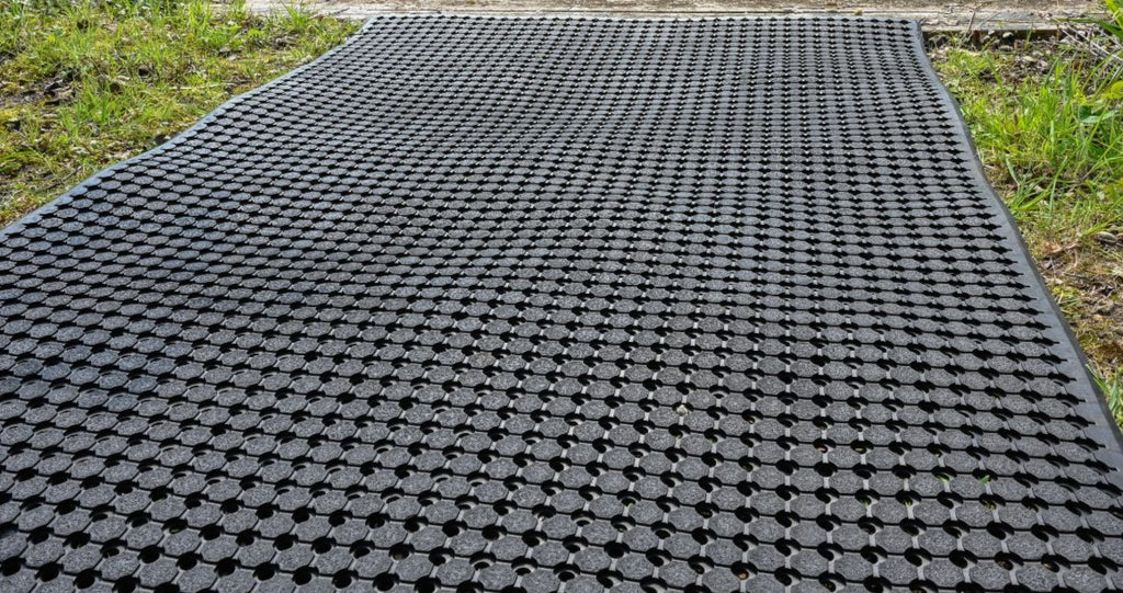 Rubber matting at a Marina