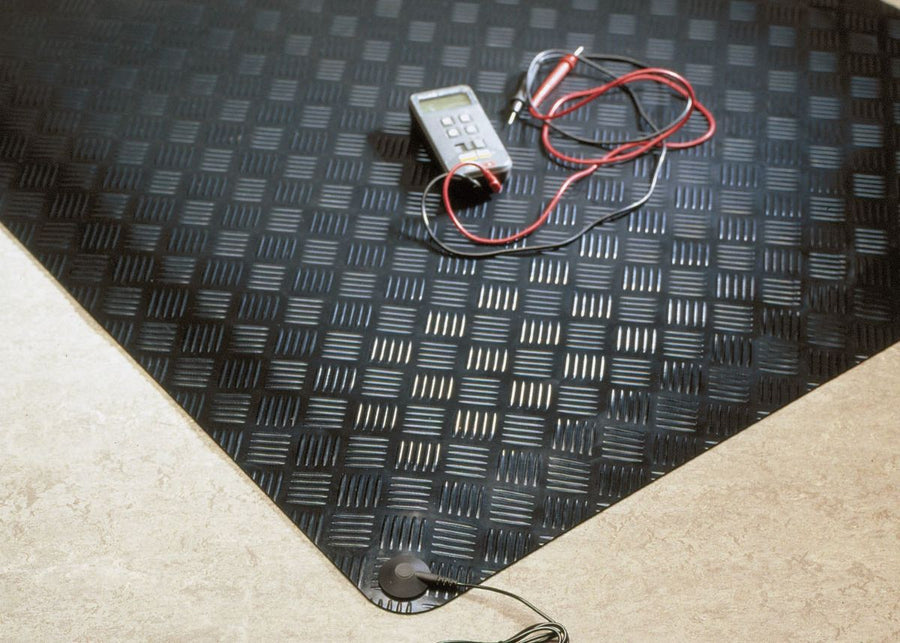 Key Advantages of Anti-Static Mats